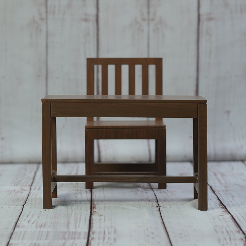Set of 1 Table and Chair - Brown