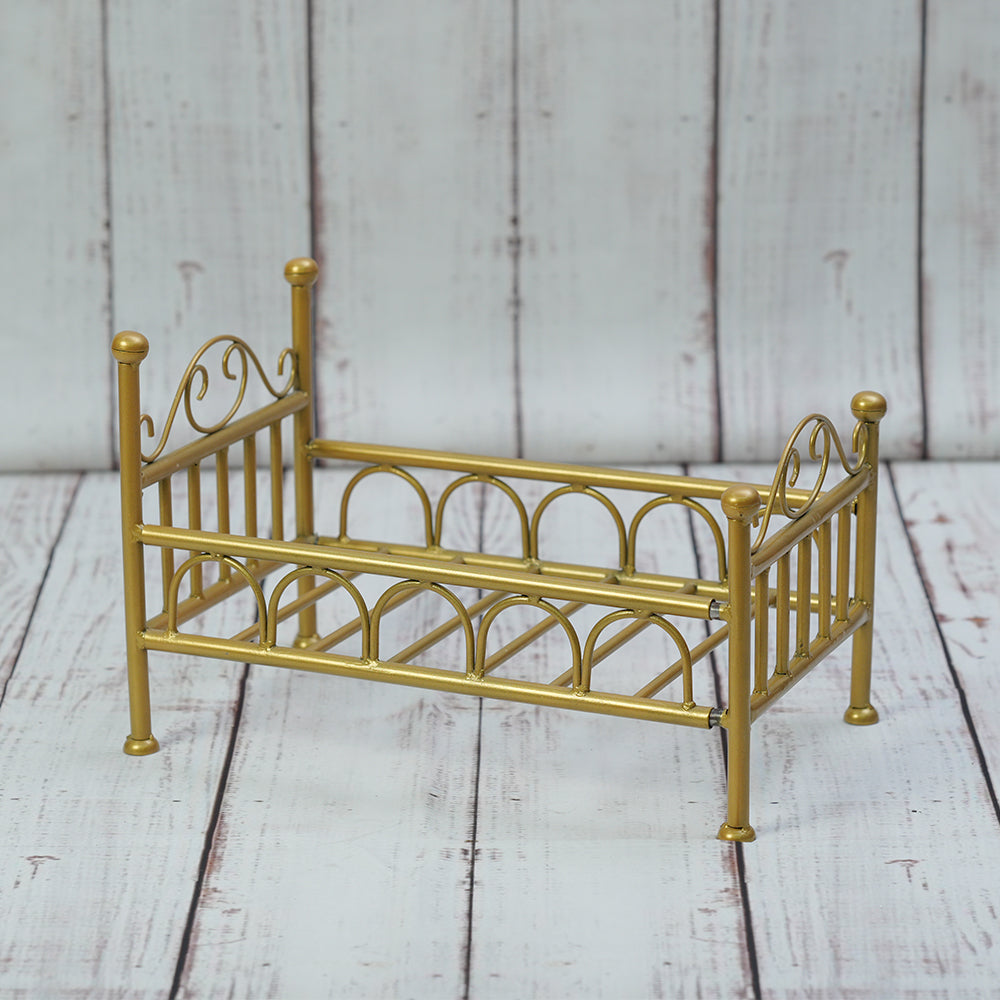 Premium Metal Baby Bed Photoshoot Prop