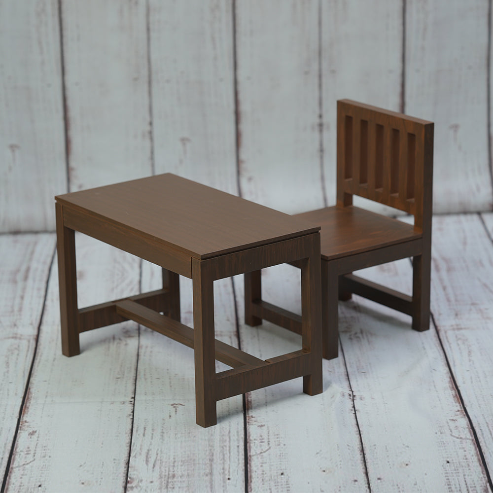 Set of 1 Table and Chair - Brown