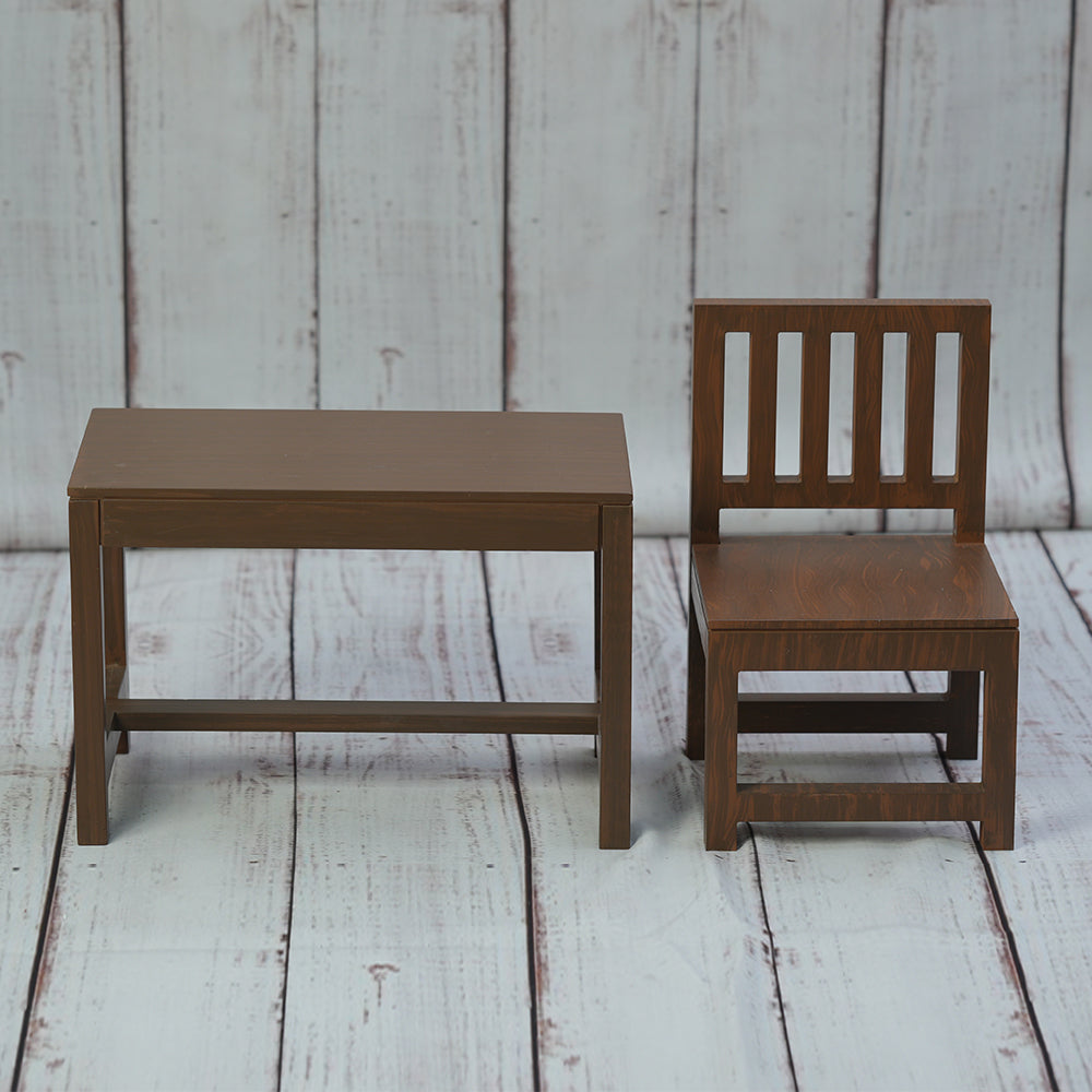 Set of 1 Table and Chair - Brown