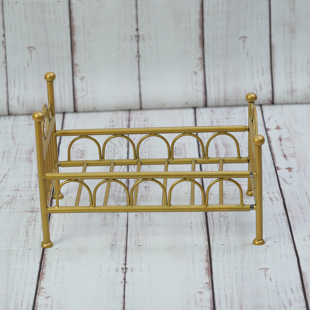 Premium Metal Baby Bed Photoshoot Prop