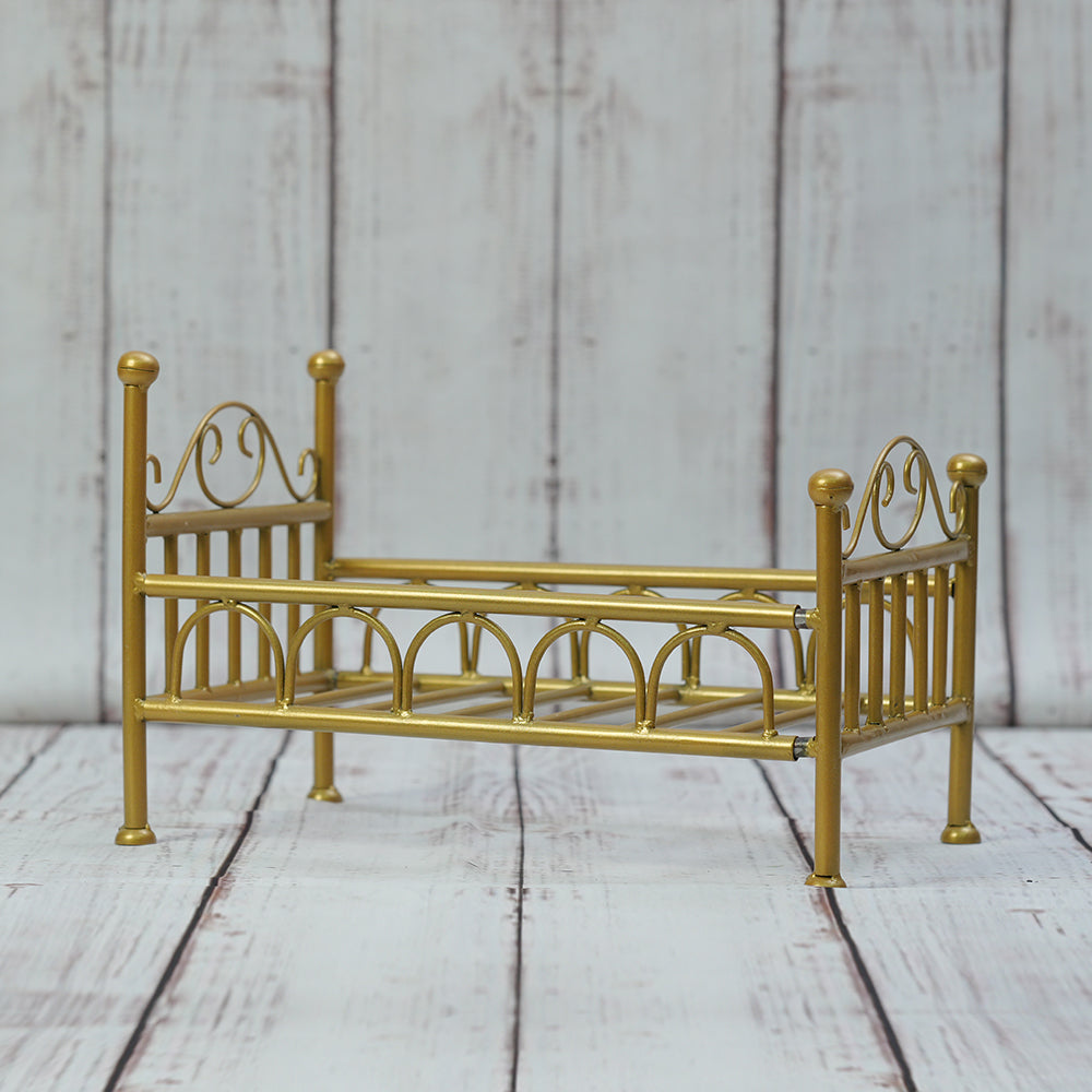 Premium Metal Baby Bed Photoshoot Prop