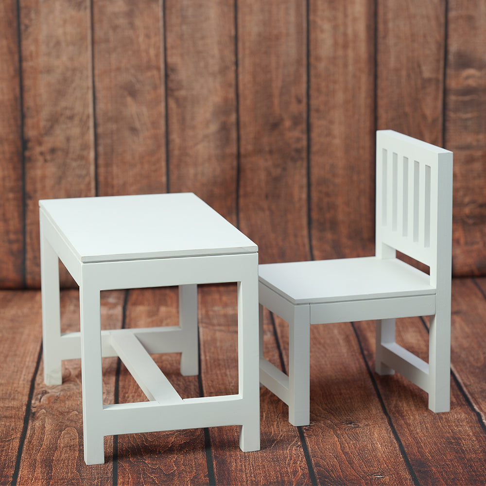 Set of 1 Table and Chair - White
